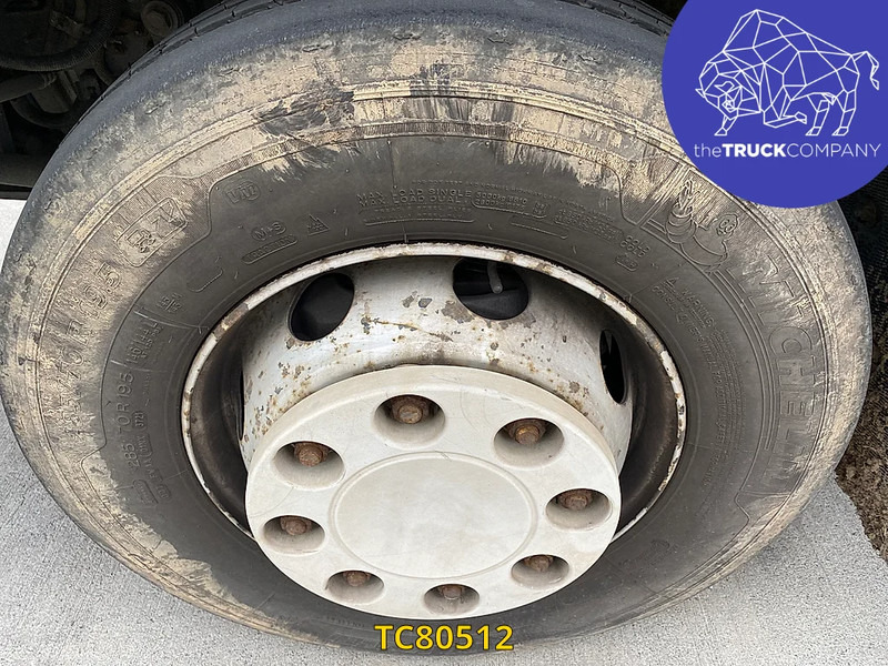 Box truck Renault Midlum 240: picture 16