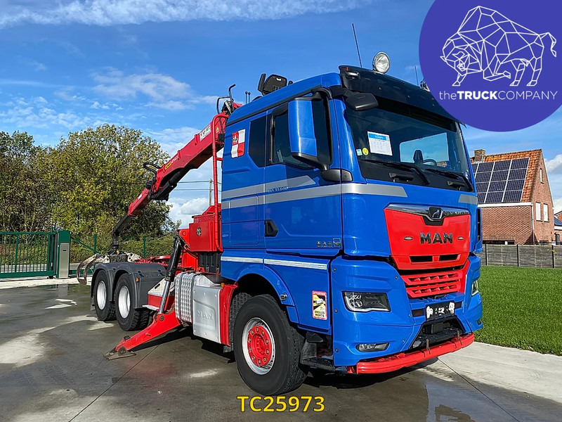 MAN TGX 33.640 + PALFINGER EPSILON CRANE S300L83 - Tractor truck: picture 3 MAN TGX 33.640 + PALFINGER EPSILON CRANE S300L83 - Tractor truck: picture 3