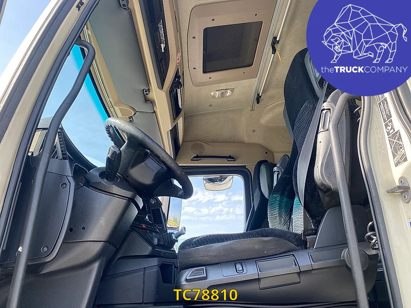 Tractor truck Mercedes-Benz Actros 1843: picture 6