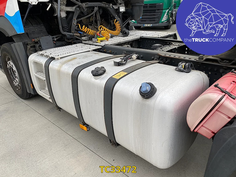 Tractor truck Mercedes-Benz Actros 1945: picture 10 Tractor truck Mercedes-Benz Actros 1945: picture 10