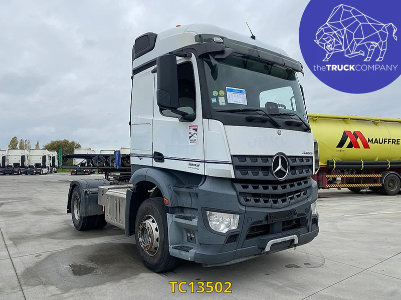 Tractor truck Mercedes-Benz Arocs 1943: picture 9