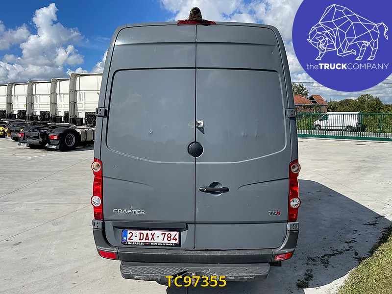 Volkswagen Crafter 2.0 TDI - Panel van: picture 4 Volkswagen Crafter 2.0 TDI - Panel van: picture 4