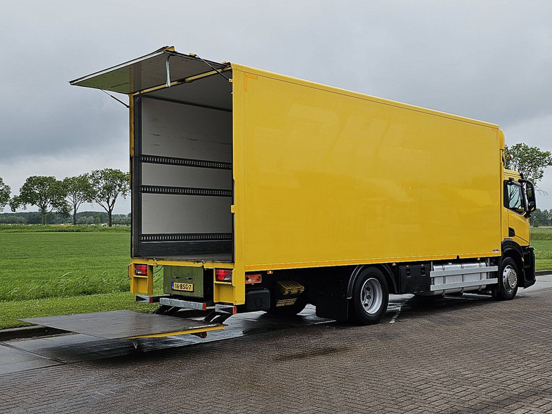 Iveco S-WAY AD190S33 TAILLIFT AIRCO - Box truck: picture 3 Iveco S-WAY AD190S33 TAILLIFT AIRCO - Box truck: picture 3