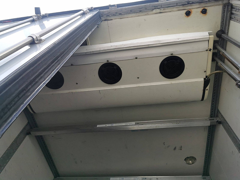 Refrigerator semi-trailer Krone SD R: picture 11 Refrigerator semi-trailer Krone SD R: picture 11