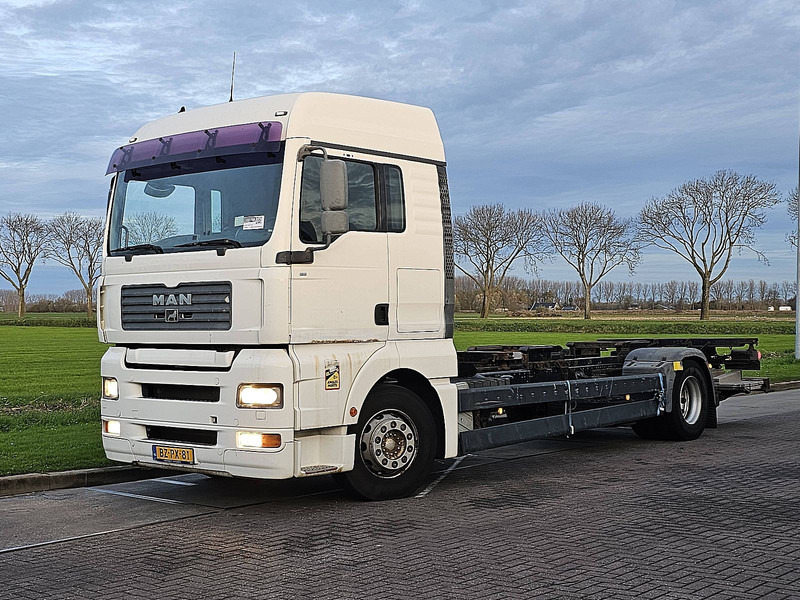 MAN 18.400 TGA XLX LIFT 508DKM NL-T - Container transporter/ Swap body truck: picture 2 MAN 18.400 TGA XLX LIFT 508DKM NL-T - Container transporter/ Swap body truck: picture 2