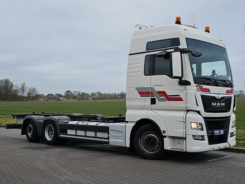 MAN 26.440 TGX 6x2*4 - Container transporter/ Swap body truck: picture 5 MAN 26.440 TGX 6x2*4 - Container transporter/ Swap body truck: picture 5