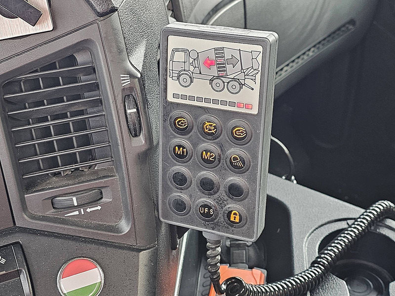 Concrete mixer truck Mercedes-Benz AROCS 3243: picture 13 Concrete mixer truck Mercedes-Benz AROCS 3243: picture 13