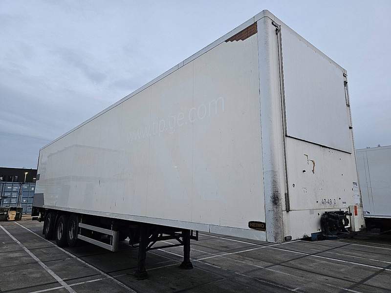 Pacton Z3-002 - Closed box semi-trailer: picture 3 Pacton Z3-002 - Closed box semi-trailer: picture 3