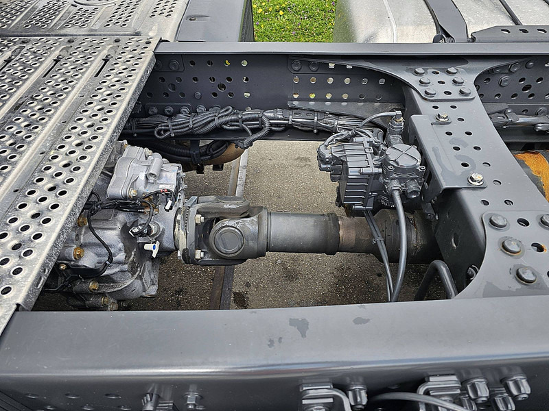 Tractor truck Mercedes-Benz ACTROS 1845 LS L LED BIGSP. 2X TANK: picture 19