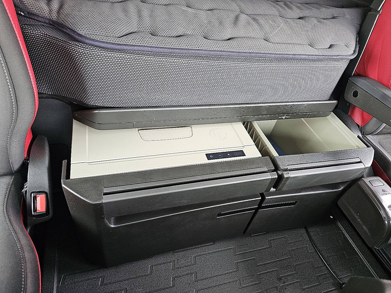 Tractor truck Volvo FH 500 6X2 STEERED PTO+HYDR: picture 11 Tractor truck Volvo FH 500 6X2 STEERED PTO+HYDR: picture 11