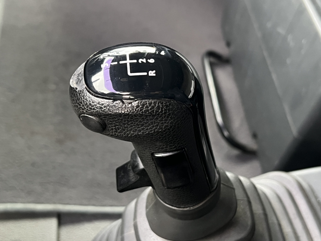 MAN TGA 26.440 6x2 LL Retarder Kran Palfinger 20002 - Curtain side truck, Crane truck: picture 3 MAN TGA 26.440 6x2 LL Retarder Kran Palfinger 20002 - Curtain side truck, Crane truck: picture 3