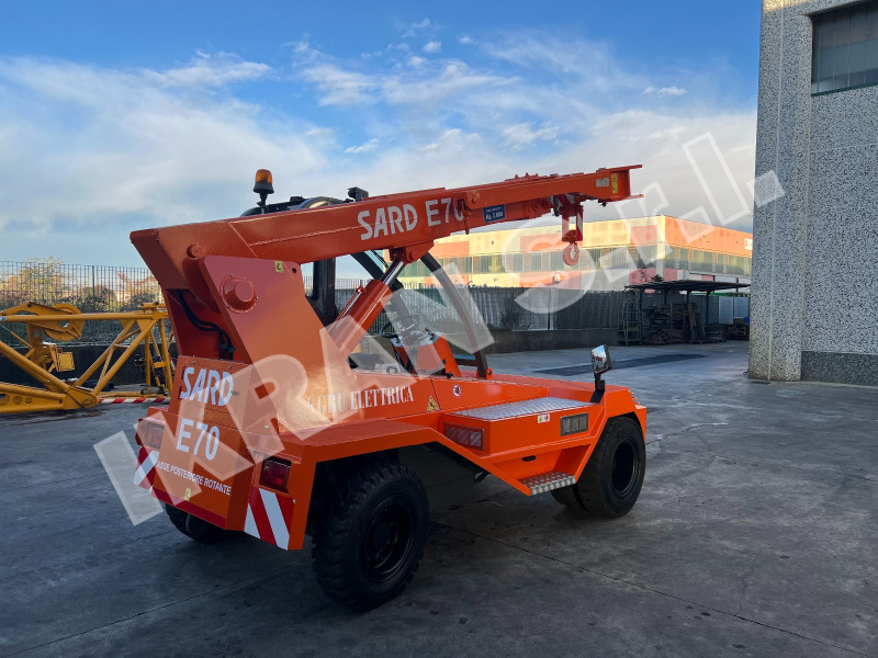 SARD E70 - Mini crane: picture 4 SARD E70 - Mini crane: picture 4