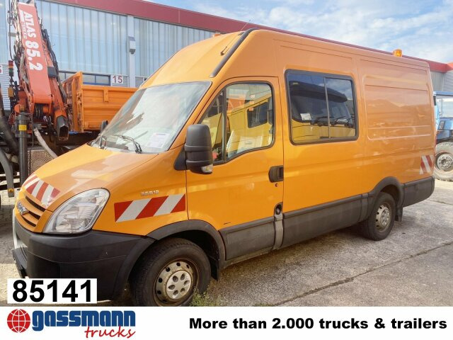 Iveco Daily 35S12 2,3 HPI 4x2, 8 Sitzplätze - Coach: picture 1 Iveco Daily 35S12 2,3 HPI 4x2, 8 Sitzplätze - Coach: picture 1