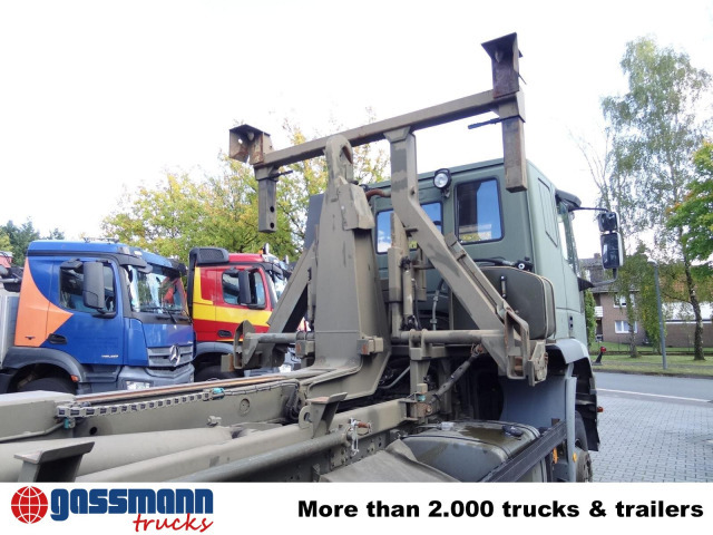 Iveco EuroTrakker 260E44W 6X6, Retarder, ADR - Hook lift truck: picture 5 Iveco EuroTrakker 260E44W 6X6, Retarder, ADR - Hook lift truck: picture 5