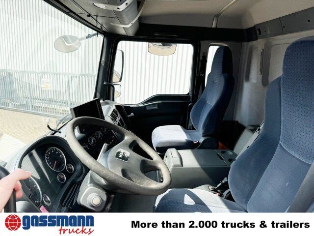 MAN TGA 26.390 6X2-4 BL, Lenk-/Liftachse, Willig - Tanker truck: picture 5 MAN TGA 26.390 6X2-4 BL, Lenk-/Liftachse, Willig - Tanker truck: picture 5