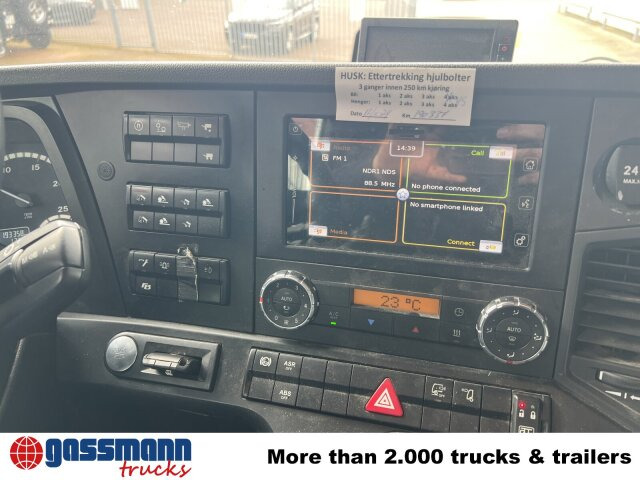 Mercedes-Benz Arocs 3253 K 8x4/4, Retarder, Motorabtrieb - Hook lift truck: picture 3 Mercedes-Benz Arocs 3253 K 8x4/4, Retarder, Motorabtrieb - Hook lift truck: picture 3