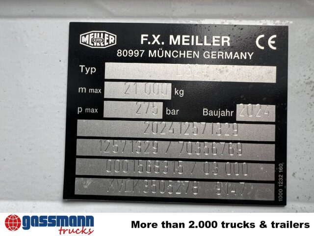 New Tipper Mercedes-Benz Arocs 3351 AK 6x6, Grounder: picture 6