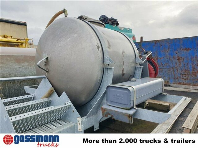 Tank-Aufbau - Tanker truck: picture 5 Tank-Aufbau - Tanker truck: picture 5