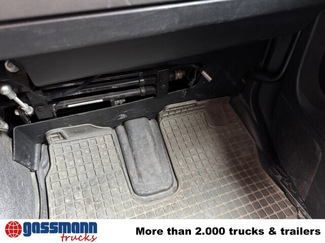 MAN TGX 18.360 4x2 BLS, Fahrschulausstattung - Tractor truck: picture 3 MAN TGX 18.360 4x2 BLS, Fahrschulausstattung - Tractor truck: picture 3