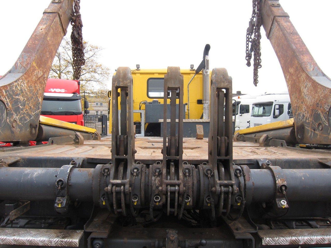 Tipper Scania P400 LB 6x2/4 Gergen TAK Retarder Remote/Funk: picture 10 Tipper Scania P400 LB 6x2/4 Gergen TAK Retarder Remote/Funk: picture 10