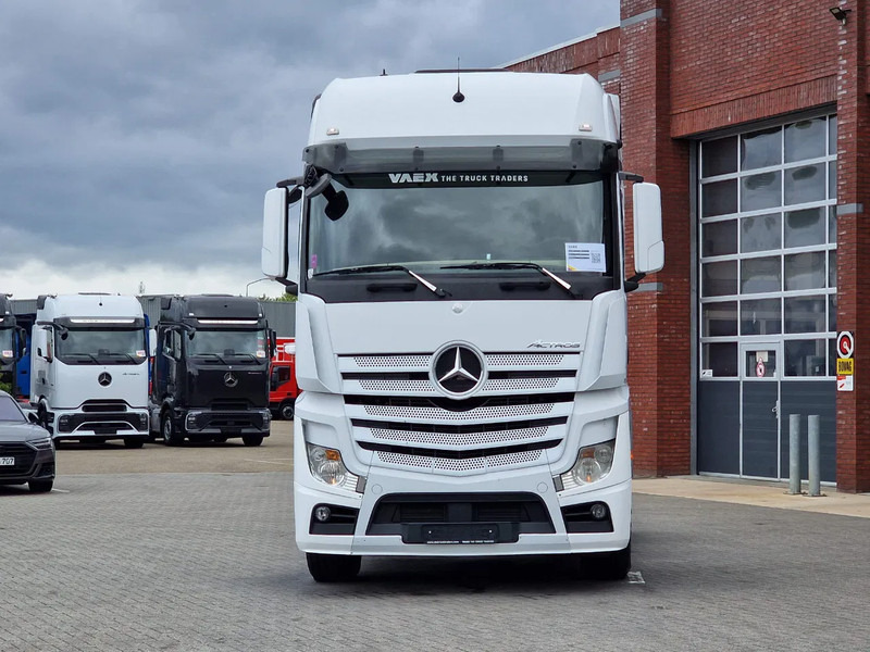 Mercedes-Benz Actros 1851 - 4x2 - Retarder - Steel/air - 2x tank - Fridge - - Tractor truck: picture 2 Mercedes-Benz Actros 1851 - 4x2 - Retarder - Steel/air - 2x tank - Fridge - - Tractor truck: picture 2