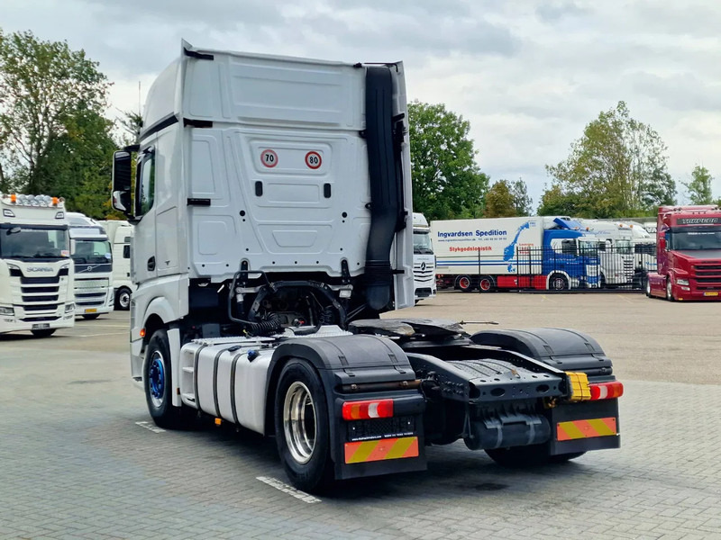 Mercedes-Benz Actros 1851 - 4x2 - Retarder - Steel/air - 2x tank - Fridge - - Tractor truck: picture 5 Mercedes-Benz Actros 1851 - 4x2 - Retarder - Steel/air - 2x tank - Fridge - - Tractor truck: picture 5