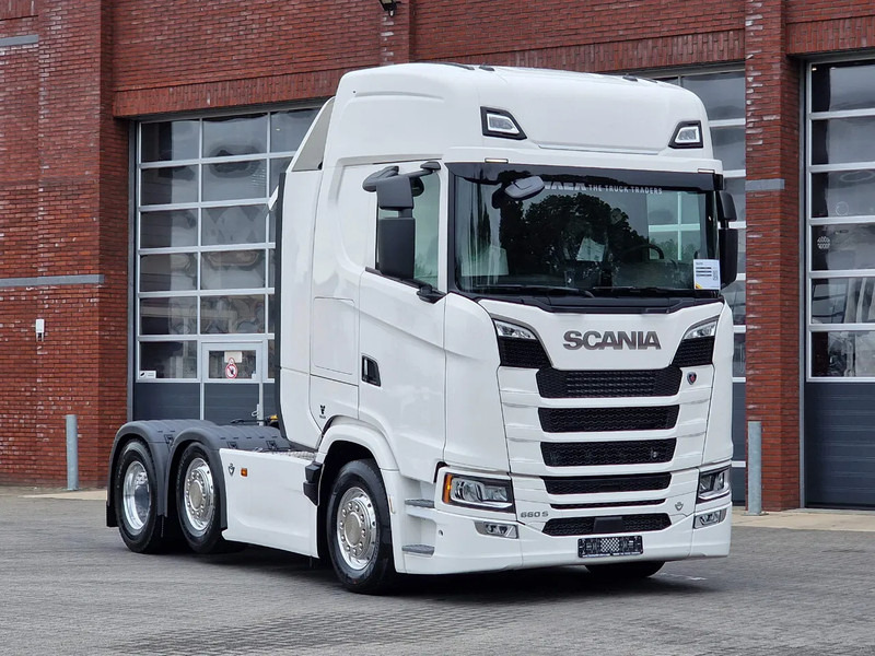 Scania 660S V8 NGS Highline 6x2/4 - New - Full spec - Retarder - Night clima - Leather - Led - Alcoa - Tractor truck: picture 1 Scania 660S V8 NGS Highline 6x2/4 - New - Full spec - Retarder - Night clima - Leather - Led - Alcoa - Tractor truck: picture 1
