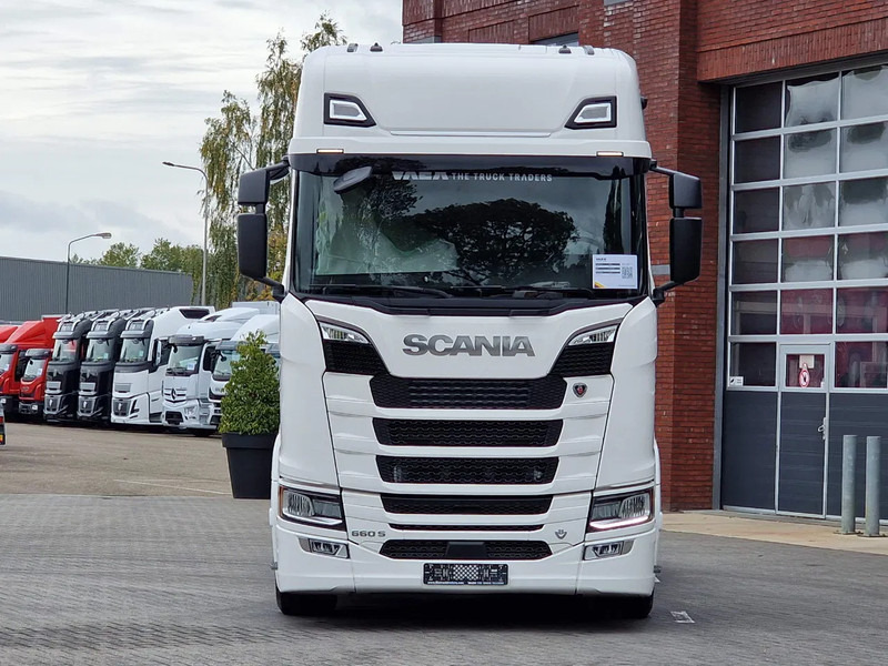 Scania 660S V8 NGS Highline 6x2/4 - New - Full spec - Retarder - Night clima - Leather - Led - Alcoa - Tractor truck: picture 2 Scania 660S V8 NGS Highline 6x2/4 - New - Full spec - Retarder - Night clima - Leather - Led - Alcoa - Tractor truck: picture 2