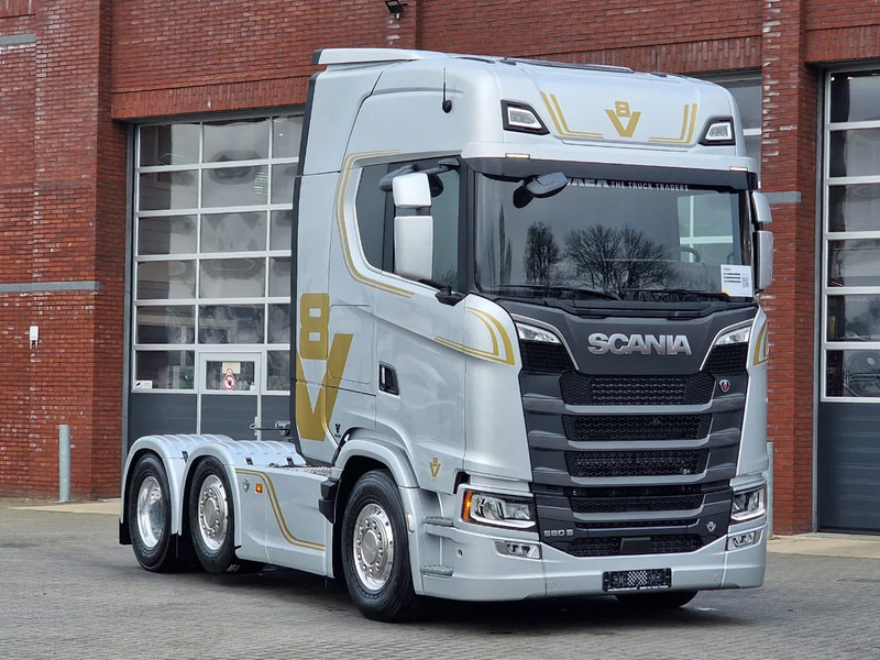 Scania 660S V8 NGS Highline 6x2/4 - New - Full spec - Retarder - Night clima - Led - Leather - Navi - Tractor truck: picture 1 Scania 660S V8 NGS Highline 6x2/4 - New - Full spec - Retarder - Night clima - Led - Leather - Navi - Tractor truck: picture 1