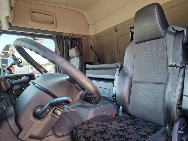 Tractor truck Scania P410 LA4x2MNA: picture 10 Tractor truck Scania P410 LA4x2MNA: picture 10