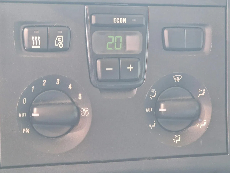 Tractor truck Scania P410 LA4x2MNA: picture 15 Tractor truck Scania P410 LA4x2MNA: picture 15