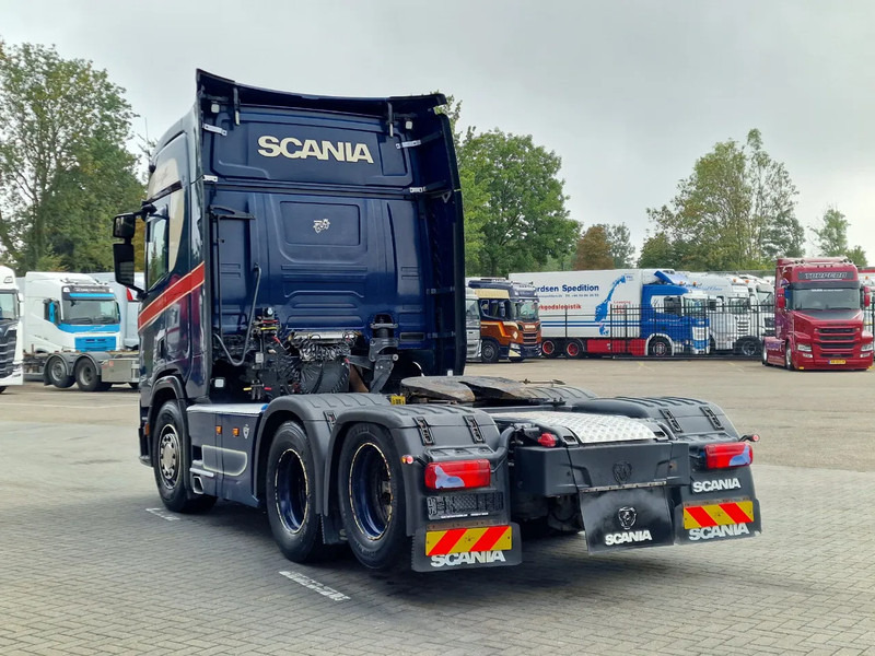 Scania R520 V8 NGS Highline 6x2 - PTO/Hydraulic - Full air - 2.95 WB - Navi - Fridge - Sliding 5th wheel - Tractor truck: picture 5 Scania R520 V8 NGS Highline 6x2 - PTO/Hydraulic - Full air - 2.95 WB - Navi - Fridge - Sliding 5th wheel - Tractor truck: picture 5