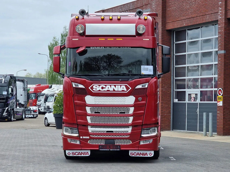 Scania S500 NGS Highline 4x2 - Retarder - Night clima - Full air - Custom interior - Full spoiler - 2 tank - Tractor truck: picture 2 Scania S500 NGS Highline 4x2 - Retarder - Night clima - Full air - Custom interior - Full spoiler - 2 tank - Tractor truck: picture 2