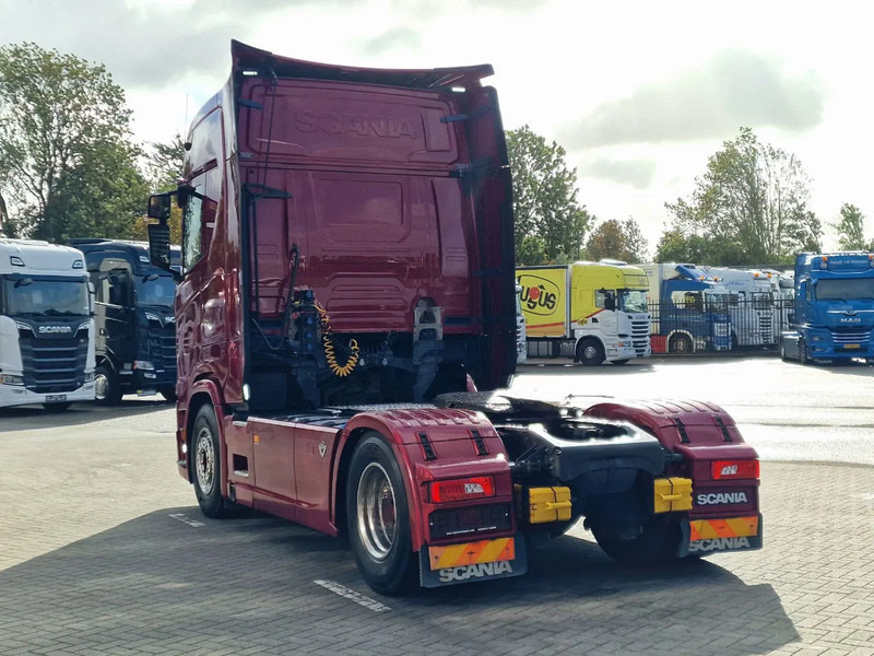 Scania S500 NGS Highline 4x2 - Retarder - Night clima - Full air - Custom interior - Full spoiler - 2 tank - Tractor truck: picture 5 Scania S500 NGS Highline 4x2 - Retarder - Night clima - Full air - Custom interior - Full spoiler - 2 tank - Tractor truck: picture 5