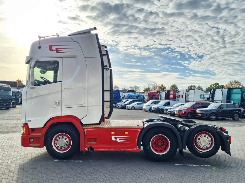 Scania S500 NGS Highline 6x2 - PTO/Hydraulic - Retarder - 2.95 WB - Full air - Leather - Tractor truck: picture 4 Scania S500 NGS Highline 6x2 - PTO/Hydraulic - Retarder - 2.95 WB - Full air - Leather - Tractor truck: picture 4
