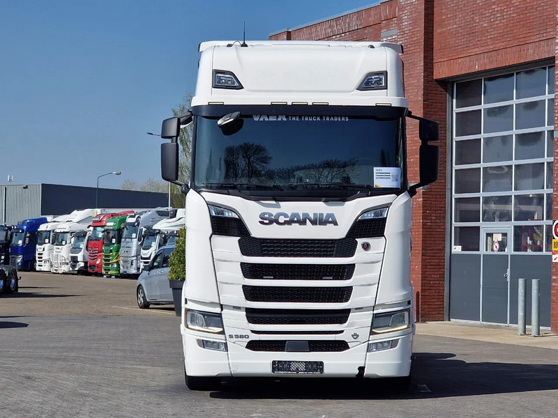 Scania S580 V8 NGS Highline 6x2 - Retarder - Full air - 3.15 WB - Navi - Led - Tractor truck: picture 2 Scania S580 V8 NGS Highline 6x2 - Retarder - Full air - 3.15 WB - Navi - Led - Tractor truck: picture 2