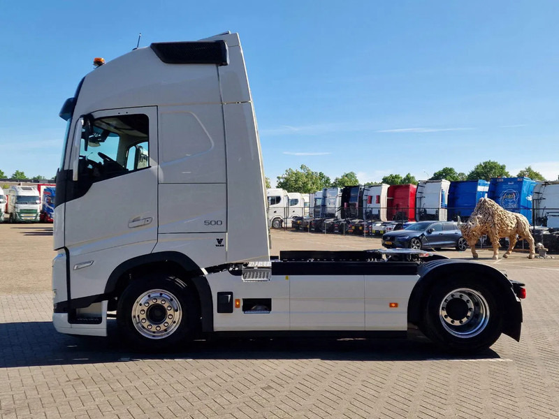 Volvo FH 13.500 Globetrotter XL 4x2 - NEW - Full spec - I parkcool - Full air - - Tractor truck: picture 4 Volvo FH 13.500 Globetrotter XL 4x2 - NEW - Full spec - I parkcool - Full air - - Tractor truck: picture 4