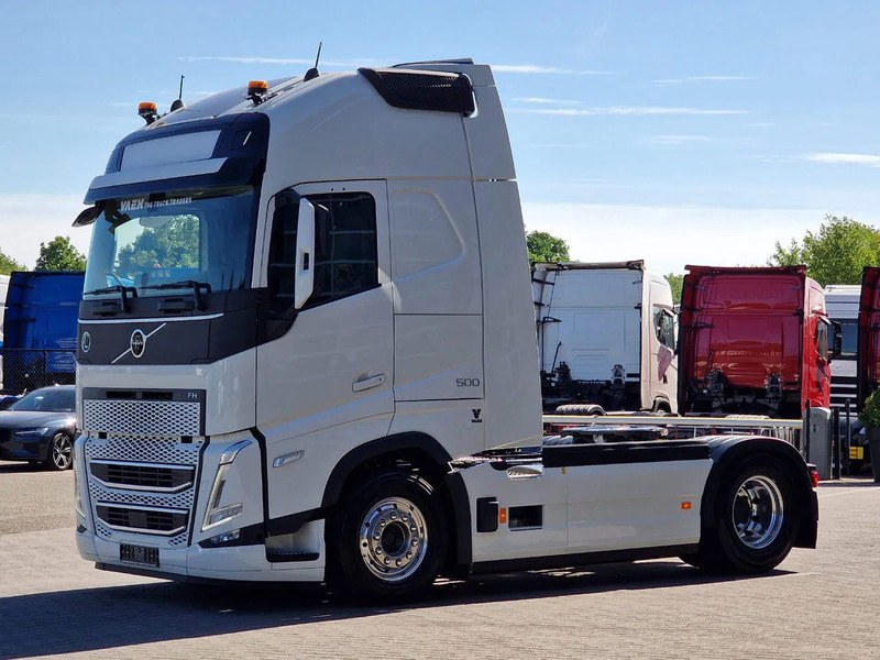 Volvo FH 13.500 Globetrotter XL 4x2 - NEW - Full spec - I parkcool - Full air - - Tractor truck: picture 3 Volvo FH 13.500 Globetrotter XL 4x2 - NEW - Full spec - I parkcool - Full air - - Tractor truck: picture 3