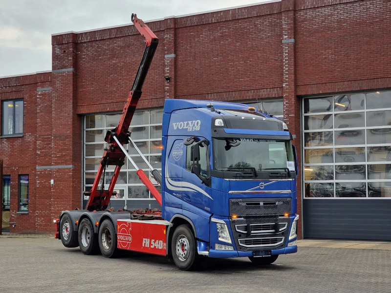 Volvo FH 13.540 Globetrotter 8x4*4 - HIAB Hook 22T - Full air - Work remote - Hook lift truck: picture 1 Volvo FH 13.540 Globetrotter 8x4*4 - HIAB Hook 22T - Full air - Work remote - Hook lift truck: picture 1