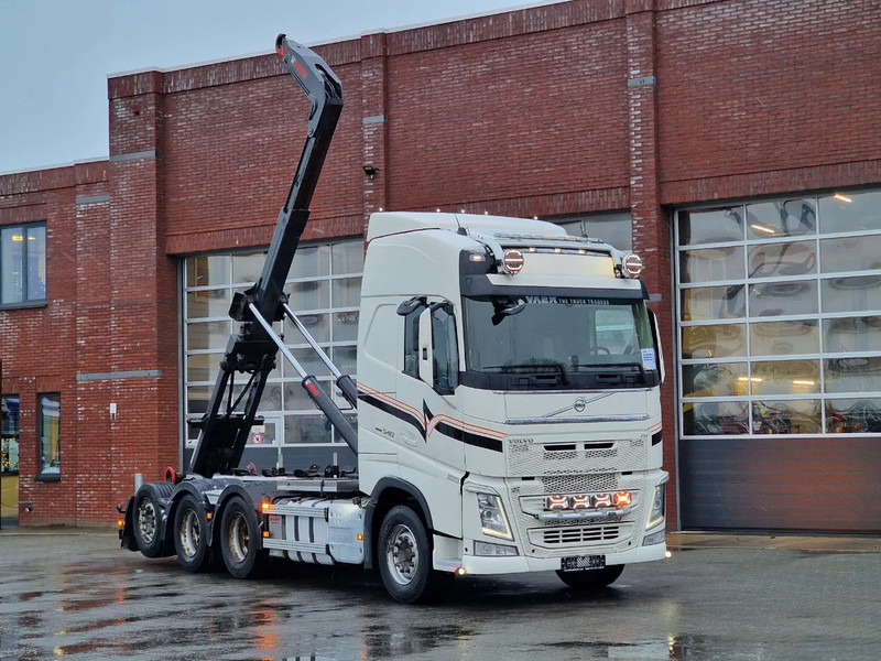 Volvo FH 13.540 Globetrotter 8x4/4 - HIAB Multilift 24T Hooklift - Retarder - Full air - Abrollkipper - Hook lift truck: picture 1 Volvo FH 13.540 Globetrotter 8x4/4 - HIAB Multilift 24T Hooklift - Retarder - Full air - Abrollkipper - Hook lift truck: picture 1