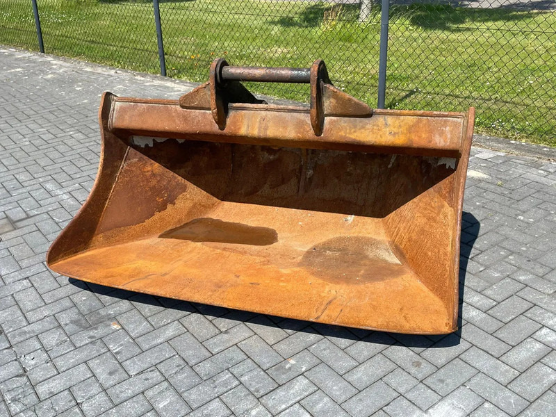 BUCKETWAREHOUSE S70 | GRADING BUCKET | SCHAUFEL - Bucket for Construction machinery: picture 2 BUCKETWAREHOUSE S70 | GRADING BUCKET | SCHAUFEL - Bucket for Construction machinery: picture 2