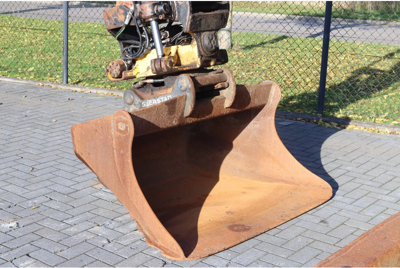 Crawler excavator Doosan DX140LCR-3 | DX 140 LCR-3 | TILT ROTATOR | BUCKET | DOZERBLADE: picture 11 Crawler excavator Doosan DX140LCR-3 | DX 140 LCR-3 | TILT ROTATOR | BUCKET | DOZERBLADE: picture 11