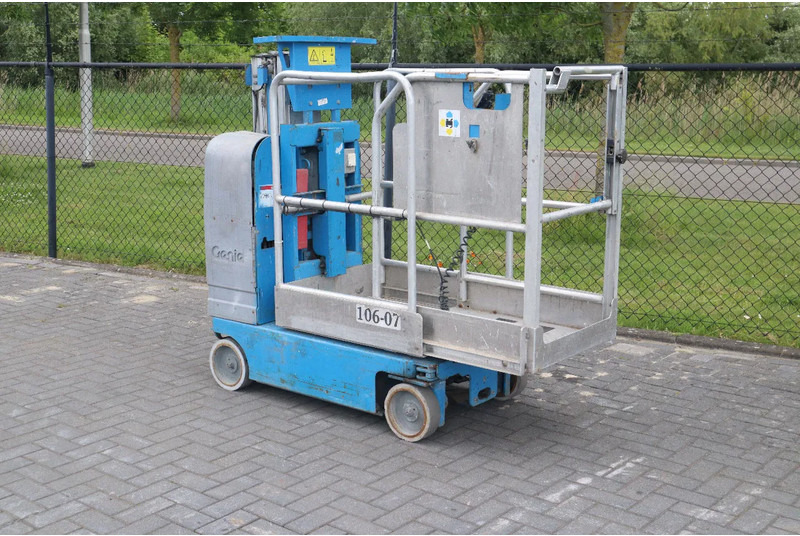 Genie GR-12 | 5.45 METER | 227 KG | MULTIPLE UNITS - Aerial platform: picture 5 Genie GR-12 | 5.45 METER | 227 KG | MULTIPLE UNITS - Aerial platform: picture 5