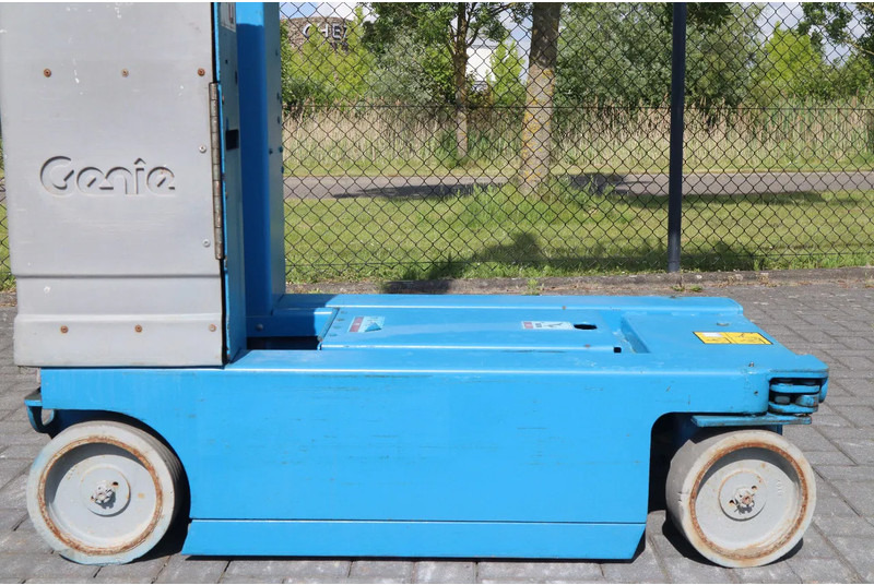 Genie GR-12 | 5.45 METER | 227 KG | MULTIPLE UNITS - Aerial platform: picture 4 Genie GR-12 | 5.45 METER | 227 KG | MULTIPLE UNITS - Aerial platform: picture 4