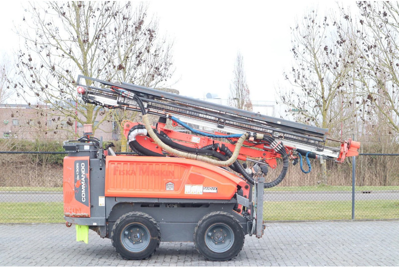 Sandvik COMMANDO DC130 Ri | SURFACE DRILLING RIG | REMOTE - Drilling machine: picture 4 Sandvik COMMANDO DC130 Ri | SURFACE DRILLING RIG | REMOTE - Drilling machine: picture 4