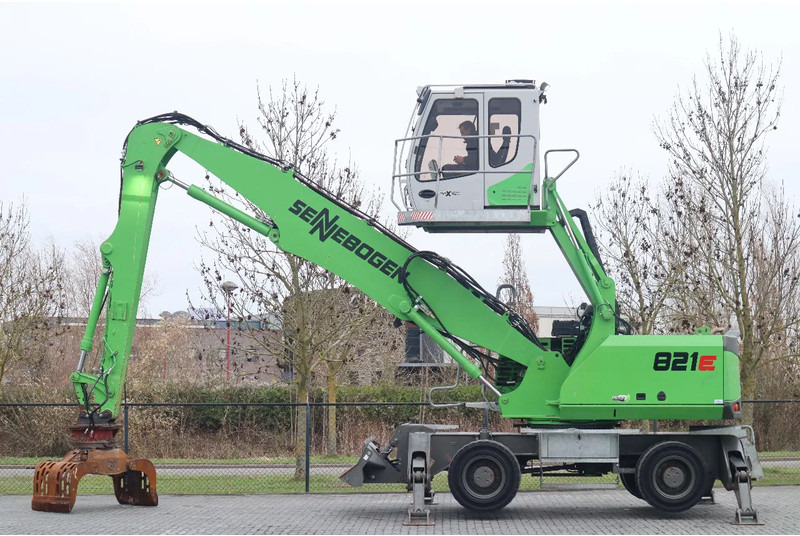 Sennebogen 821E | 821 E | SORTING GRAB | DOZERBLADE | GREAT CONDITION - Waste/ Industry handler: picture 1 Sennebogen 821E | 821 E | SORTING GRAB | DOZERBLADE | GREAT CONDITION - Waste/ Industry handler: picture 1