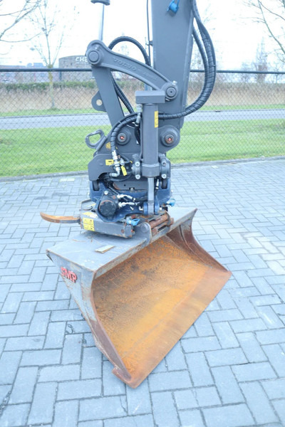 Wheel excavator Volvo EW60E | DEMO | 30 KM/H | ROTOTILT + GRIPPER | BUCKET: picture 11