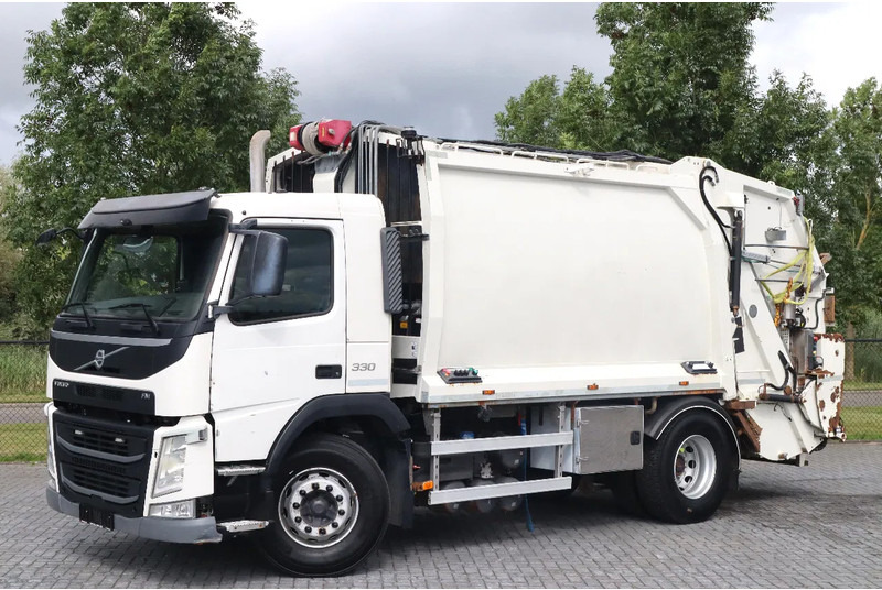 Volvo FM 330 | 6X2 | NORBA RL300 | WINCH | GARBAGE | EURO 6 - Garbage truck: picture 1 Volvo FM 330 | 6X2 | NORBA RL300 | WINCH | GARBAGE | EURO 6 - Garbage truck: picture 1
