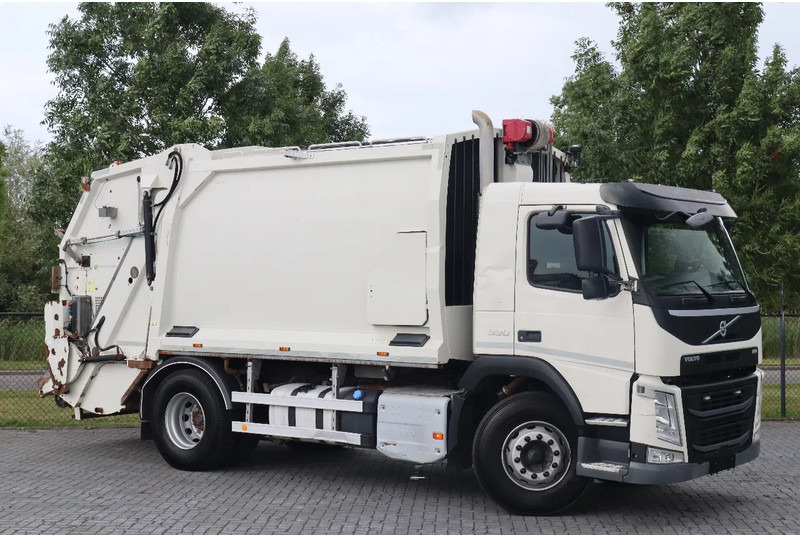 Volvo FM 330 | 6X2 | NORBA RL300 | WINCH | GARBAGE | EURO 6 - Garbage truck: picture 3 Volvo FM 330 | 6X2 | NORBA RL300 | WINCH | GARBAGE | EURO 6 - Garbage truck: picture 3