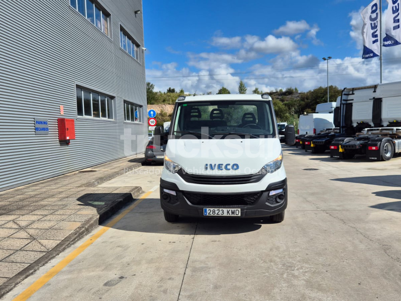 IVECO DAILY 35C15 - Cab chassis truck: picture 3 IVECO DAILY 35C15 - Cab chassis truck: picture 3